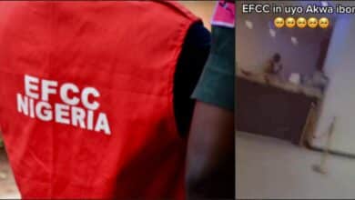Lady lambasts hotel staff for allowing EFCC arrest guest in Uyo (Video)