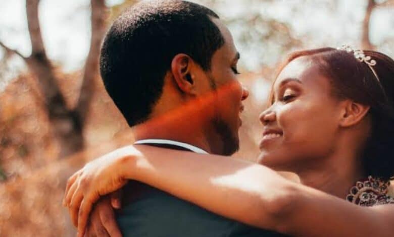 Tweep stirs controversy as he suggests way of finding out if a woman truly loves her man
