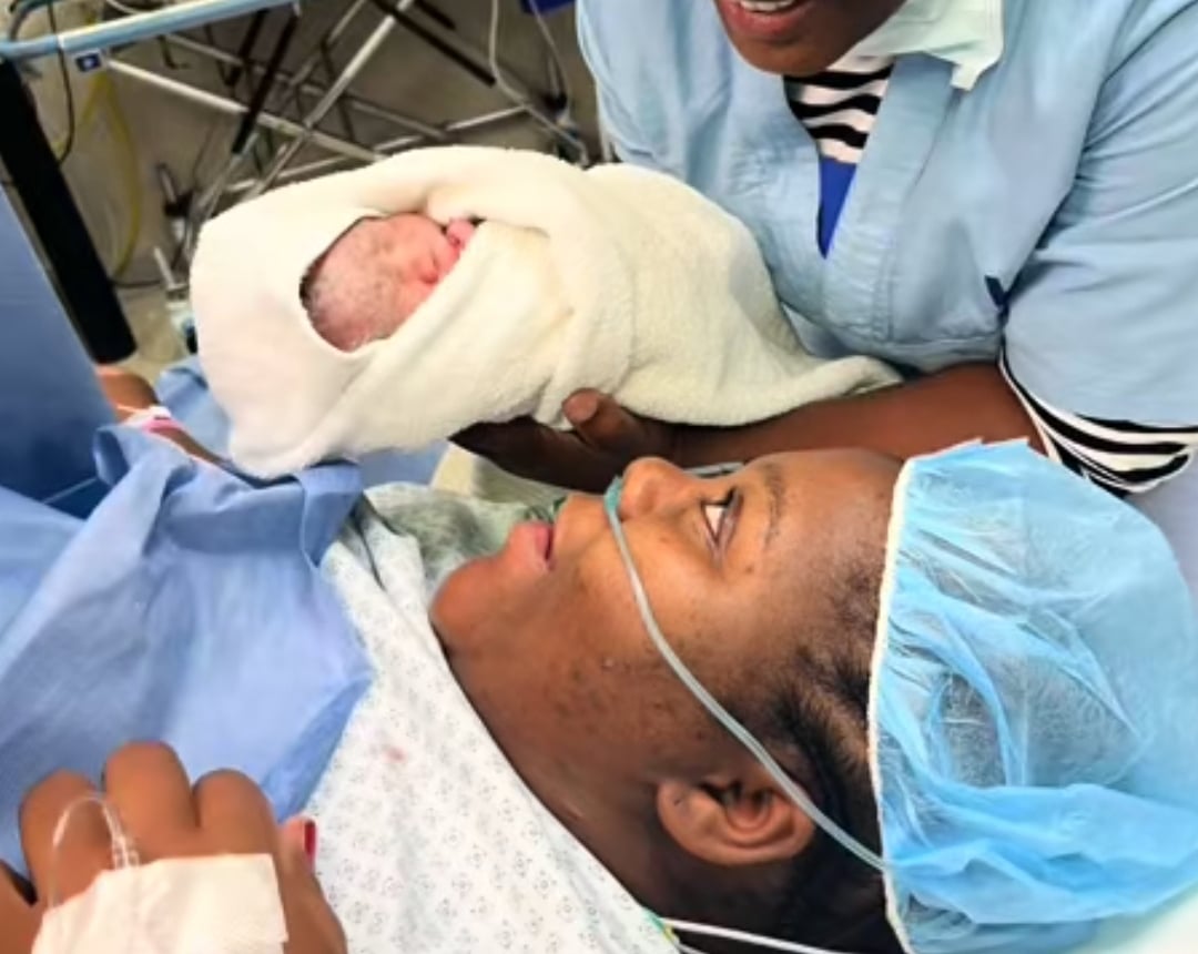 "Yaz, it’s soo scary" - Emotional scene as woman welcomes triplets, all placed on life support 