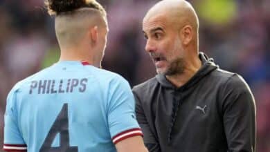 Guardiola apologizes to Phillips for 'overweight' comments