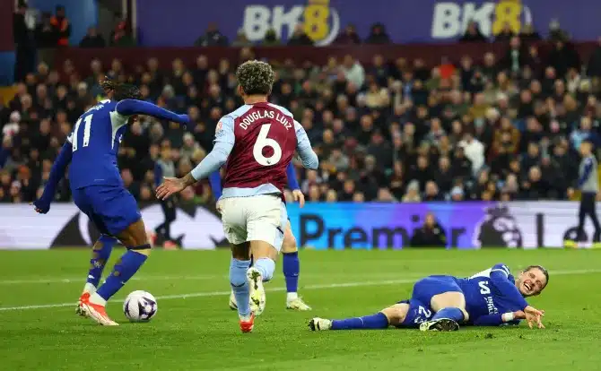 Chelsea denied late winner by controversial VAR call against Aston Villa